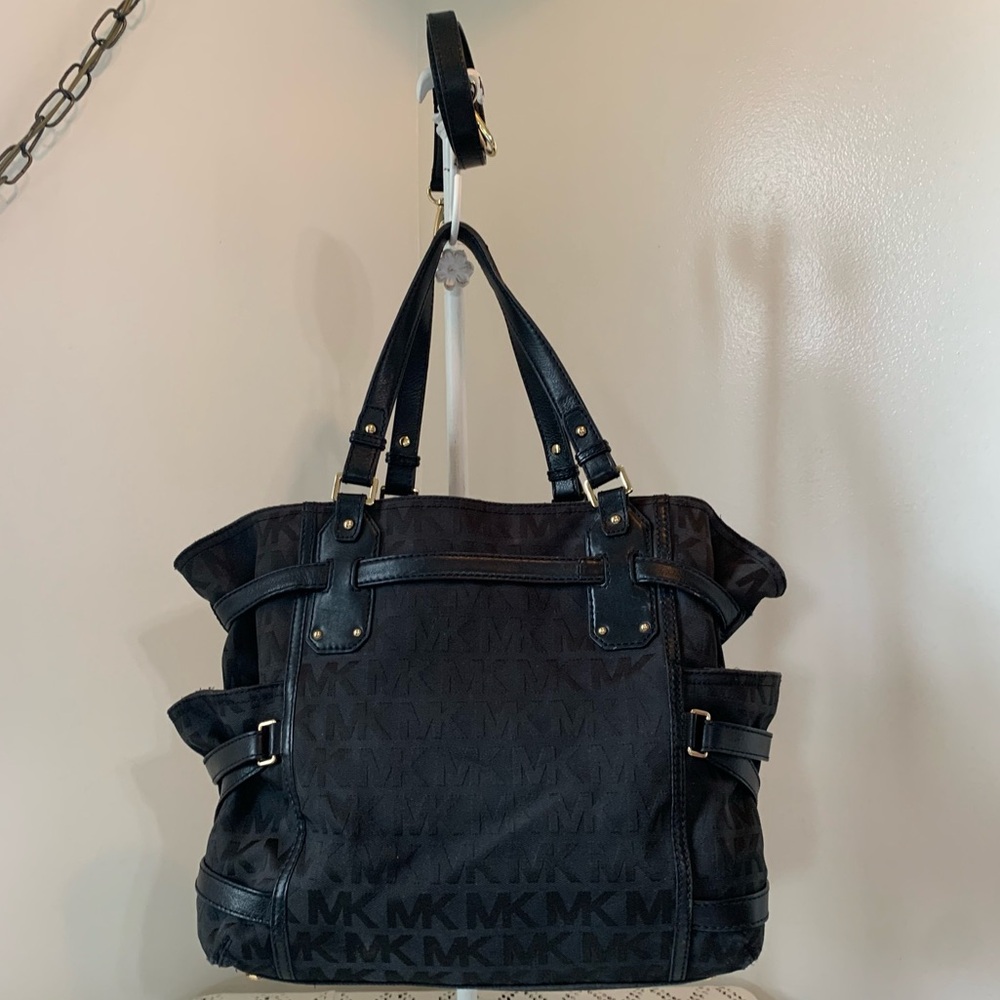πSALEπ Michael Kors Gansevoort Tote Bag - Picture 5 of 16
